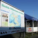 Апартаменты Geraeumige In Dachsberg-urberg *