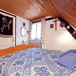 Апартаменты Geraeumige In Dachsberg-urberg